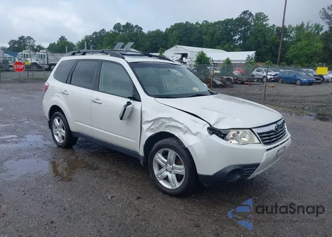 2010 Subaru Forester 2.5X Premium из США, поврежденный, VIN JF2SH6CC9AH703658